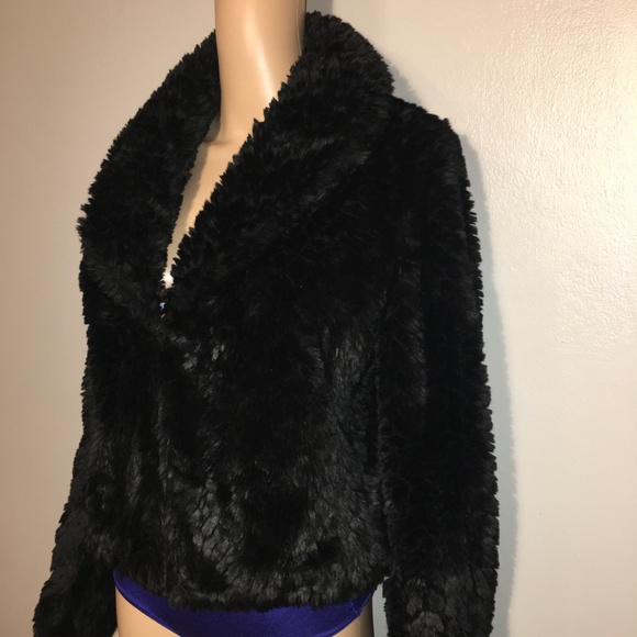 CASLON Short Jacket - Black - Picture 2 of 8